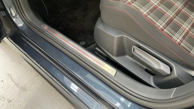 2020 Volkswagen Golf