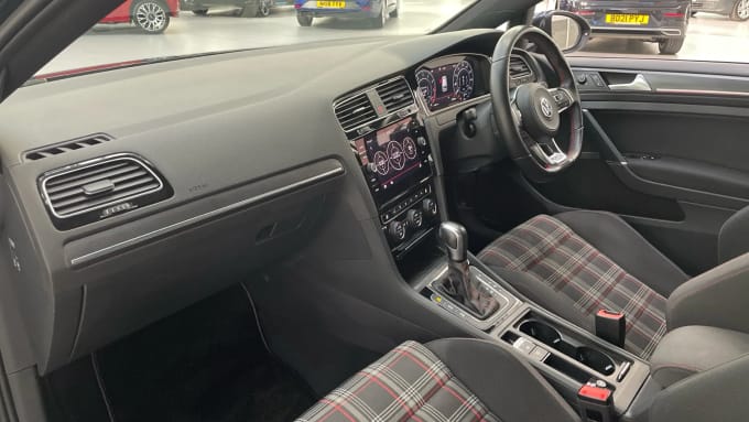 2020 Volkswagen Golf