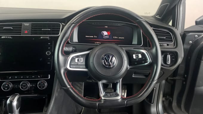 2018 Volkswagen Golf