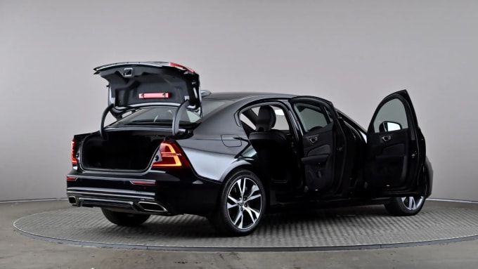 2021 Volvo S60