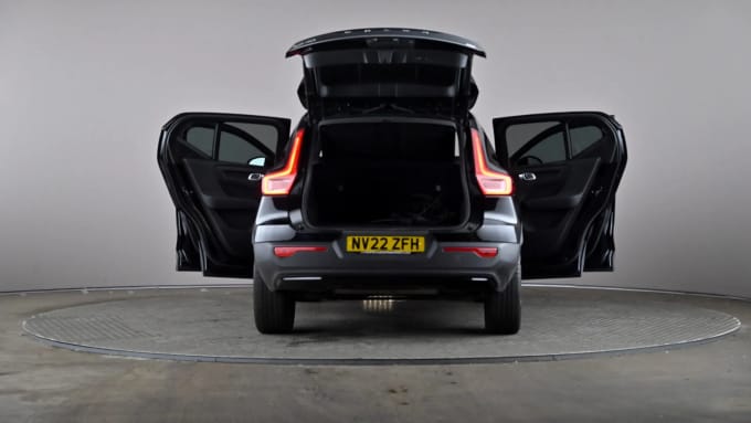 2022 Volvo Xc40