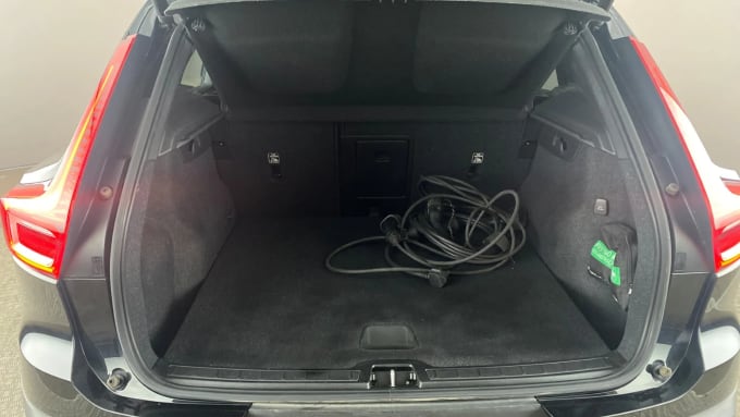 2022 Volvo Xc40
