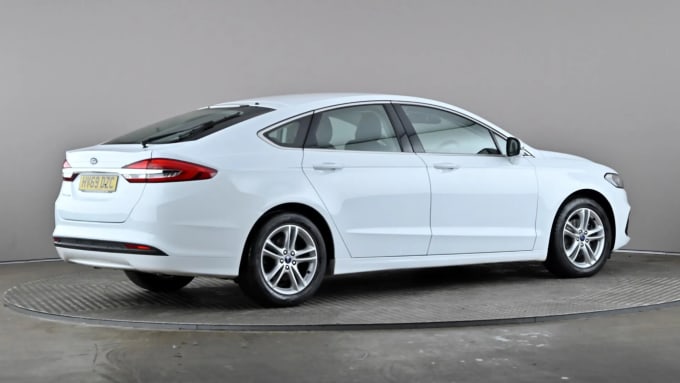 2019 Ford Mondeo