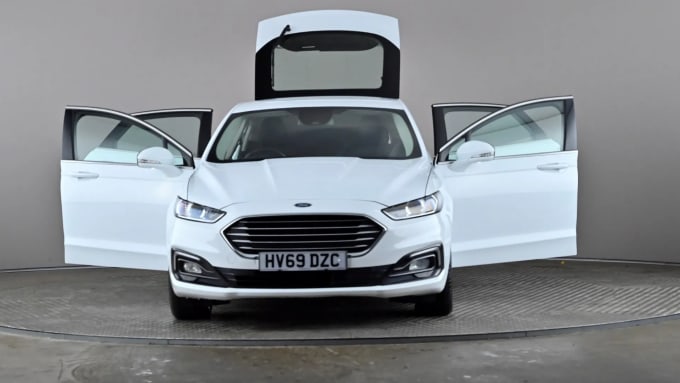 2019 Ford Mondeo