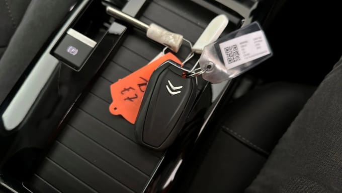 2023 Citroen C4