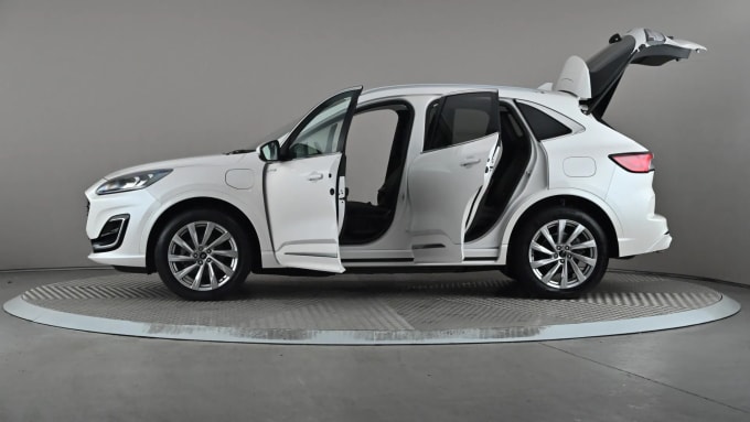 2022 Ford Kuga