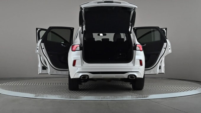 2022 Ford Kuga