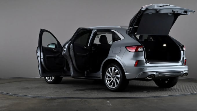 2022 Ford Kuga