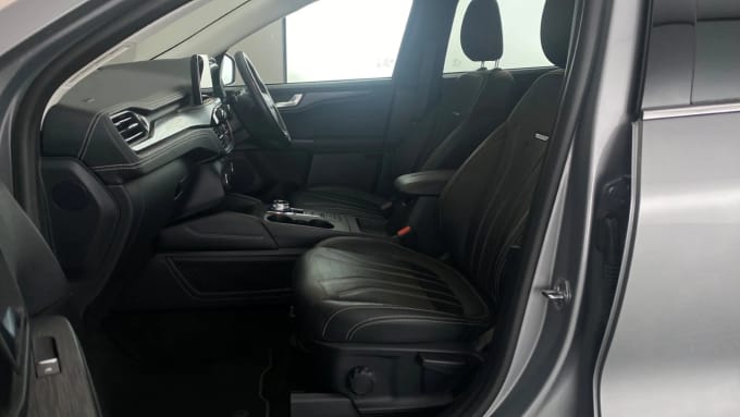 2022 Ford Kuga