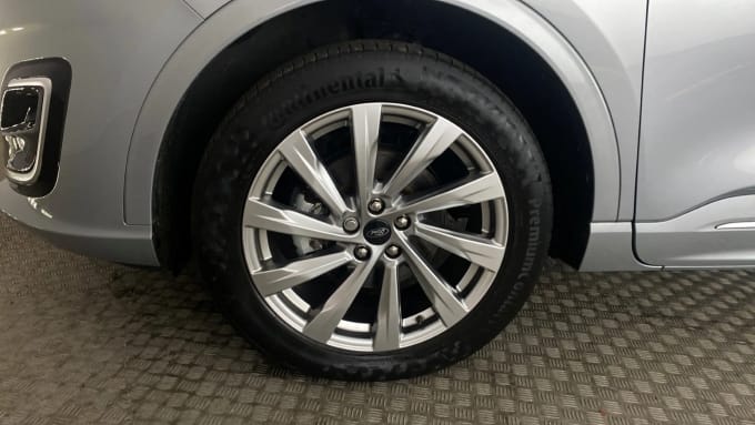 2022 Ford Kuga