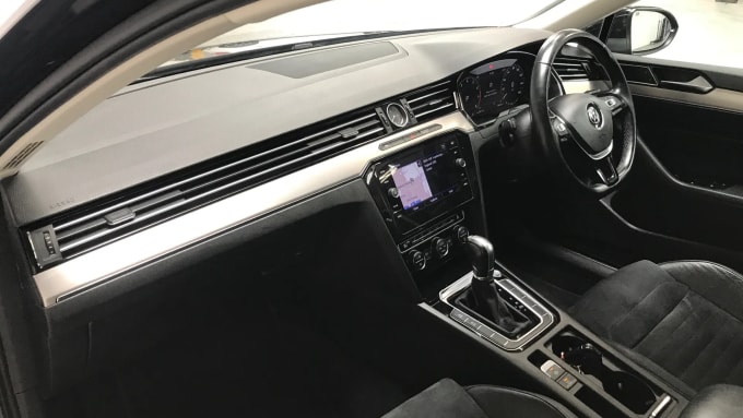 2019 Volkswagen Passat