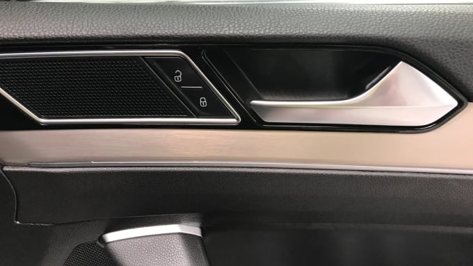 2019 Volkswagen Passat