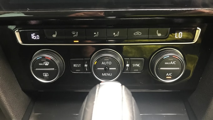 2019 Volkswagen Passat