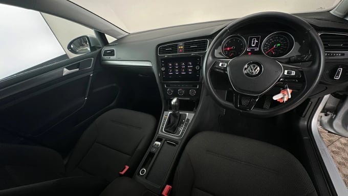 2018 Volkswagen Golf