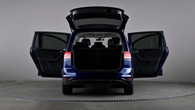 2020 Volkswagen Touran