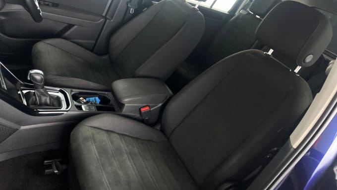 2020 Volkswagen Touran
