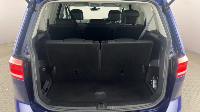 2020 Volkswagen Touran