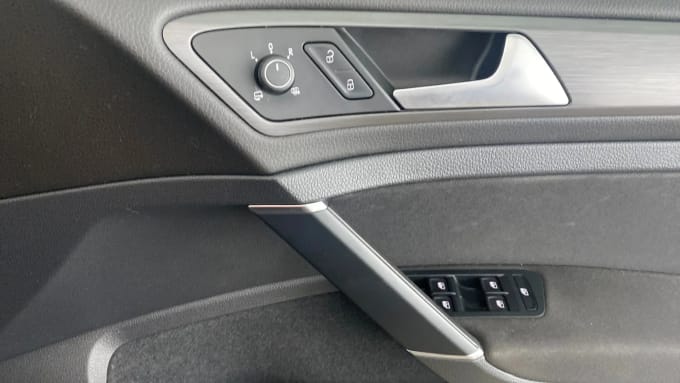 2018 Volkswagen Golf