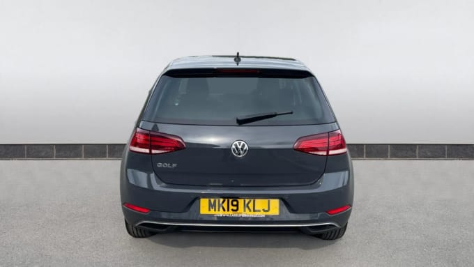 2019 Volkswagen Golf