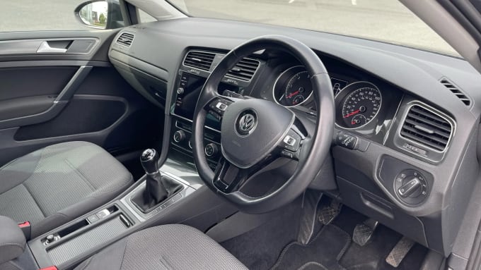 2019 Volkswagen Golf