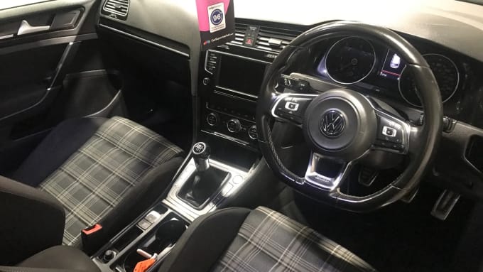 2017 Volkswagen Golf