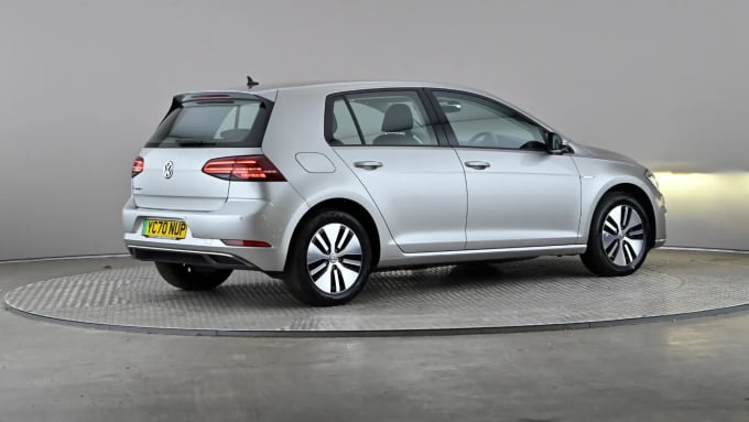 2020 Volkswagen Golf