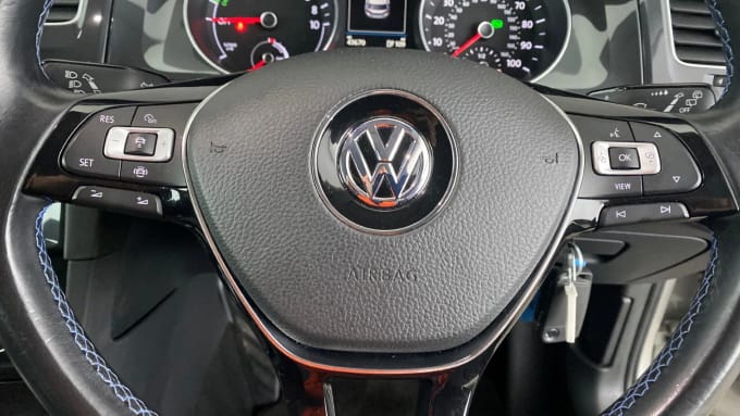 2020 Volkswagen Golf