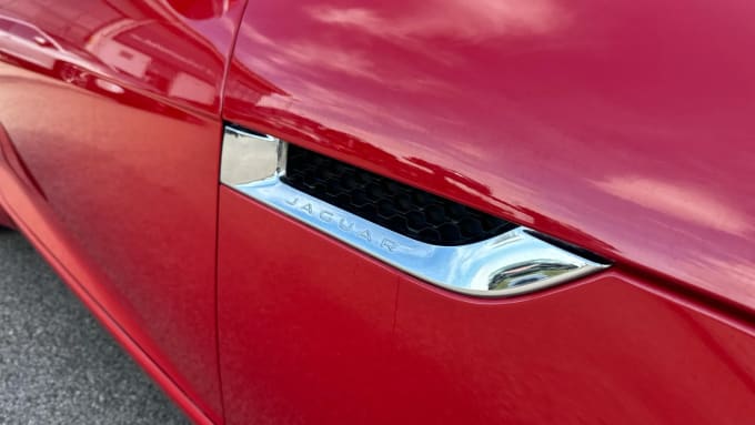 2018 Jaguar F-type