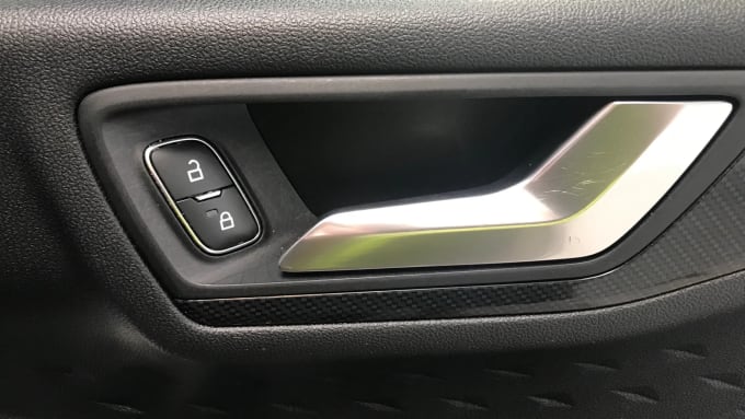 2020 Ford Kuga