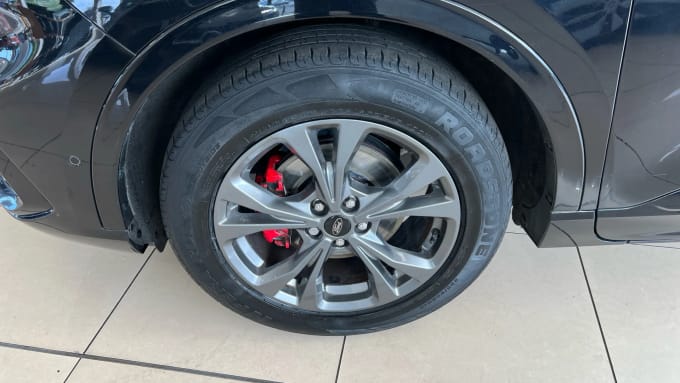 2020 Ford Kuga