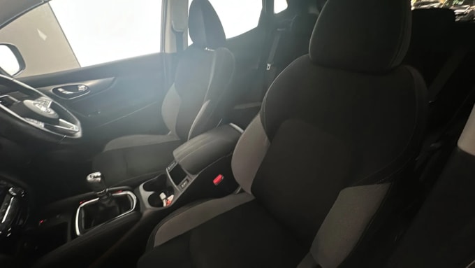 2017 Nissan Qashqai