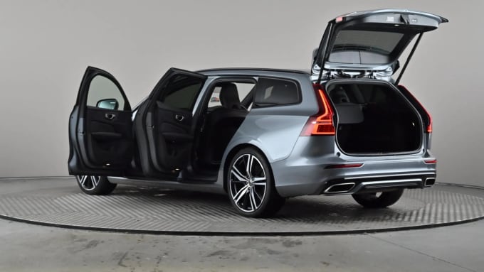 2020 Volvo V60