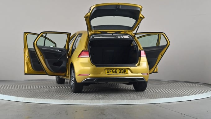 2018 Volkswagen Golf