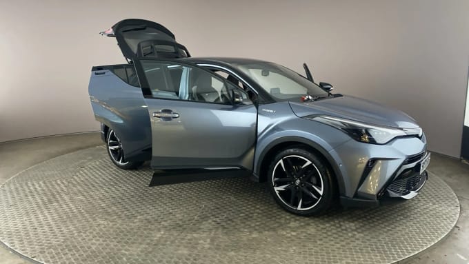 2022 Toyota C-hr