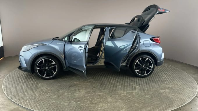 2022 Toyota C-hr