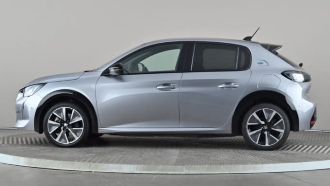 2022 Peugeot 208