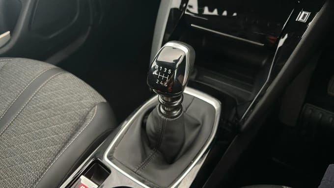 2024 Peugeot 2008