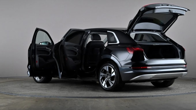 2021 Audi E-tron