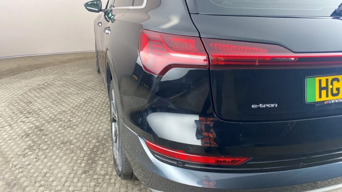 2021 Audi E-tron