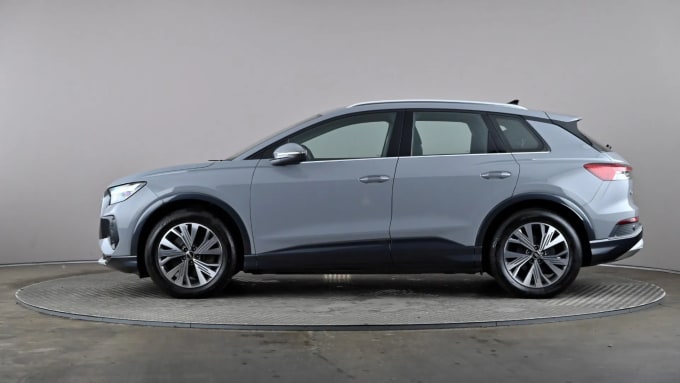 2022 Audi Q4