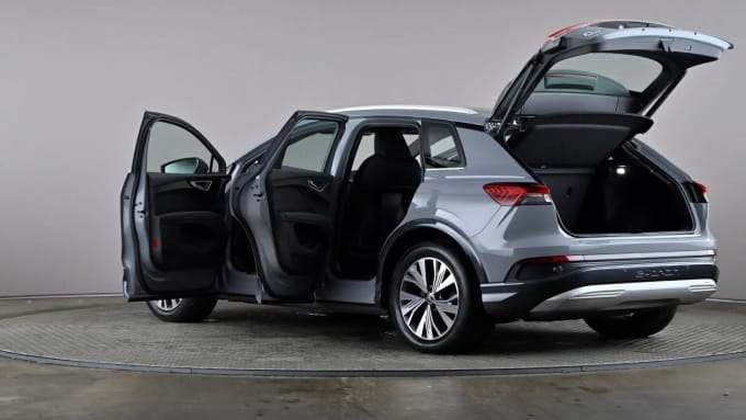 2022 Audi Q4
