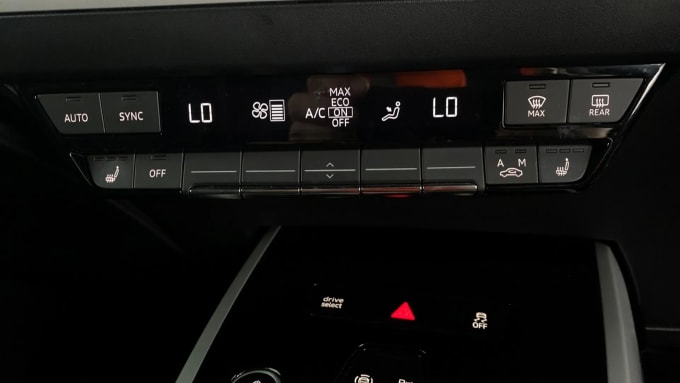 2022 Audi Q4