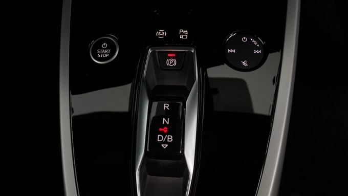 2022 Audi Q4