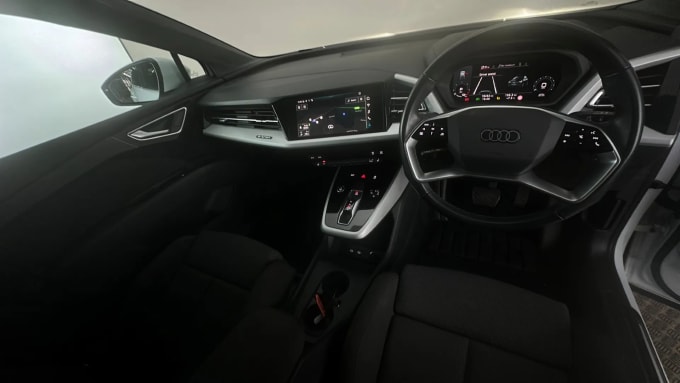 2022 Audi Q4