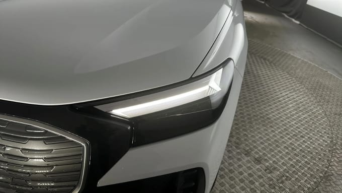 2022 Audi Q4