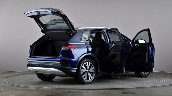2022 Audi Q4