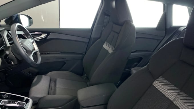 2022 Audi Q4