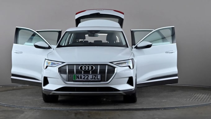 2022 Audi E-tron