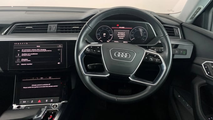 2022 Audi E-tron
