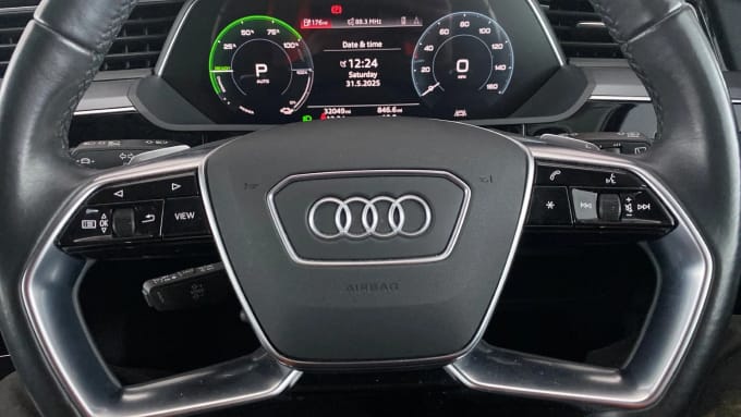 2022 Audi E-tron